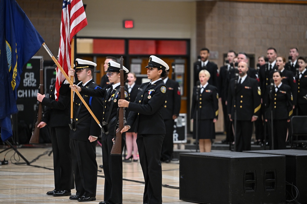 U.S. Navy Band performs in Acworth on National Tour