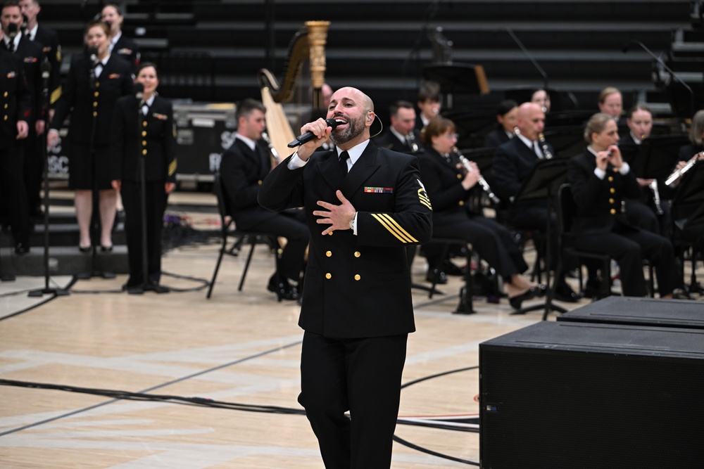 U.S. Navy Band performs in Acworth on National Tour