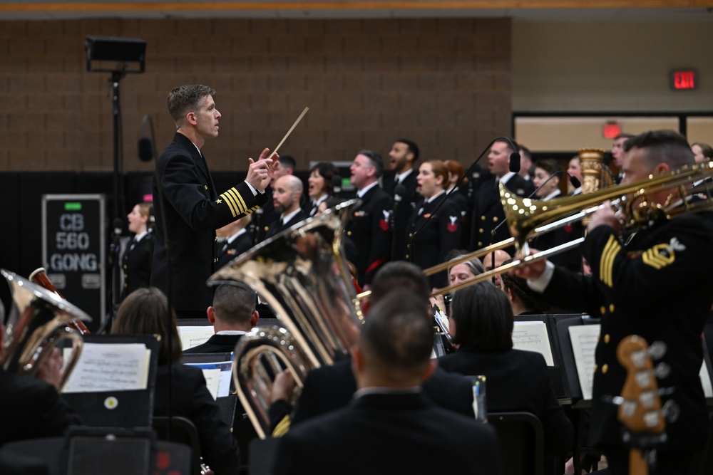 U.S. Navy Band performs in Acworth on National Tour