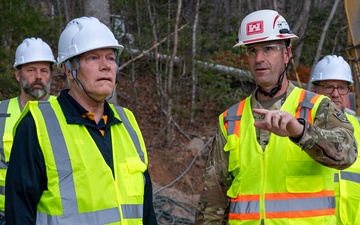 Rep. Pete Sessions visits USACE water treatment operations in NC