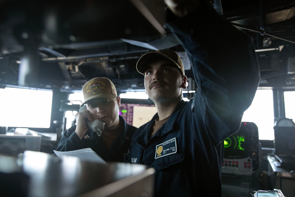 Wayne E. Meyer Sailors Test Electronic Decoy Firing System