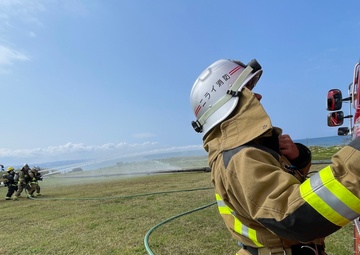 Torii Station Hosts Joint US-Japan Wildland Fire Training