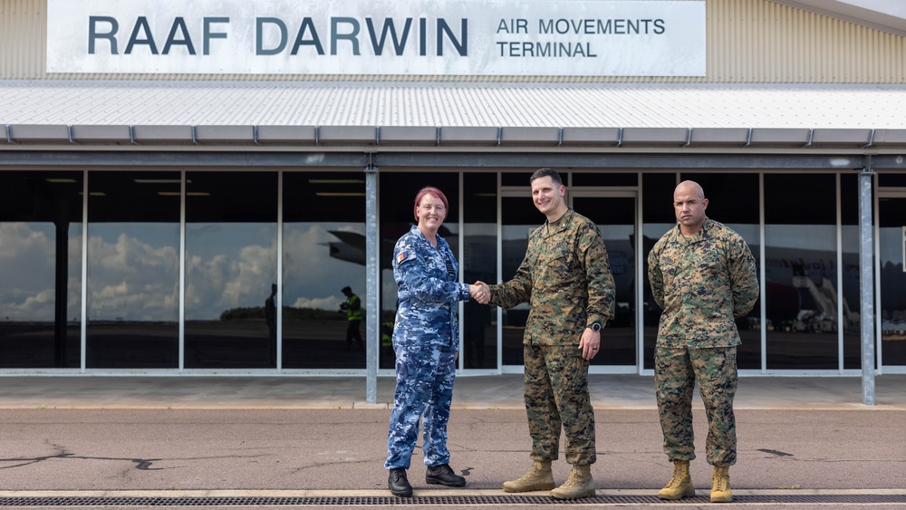 U.S. Marines, Sailors with MRF-D 25.3 arrive to Northern Territory, Australia