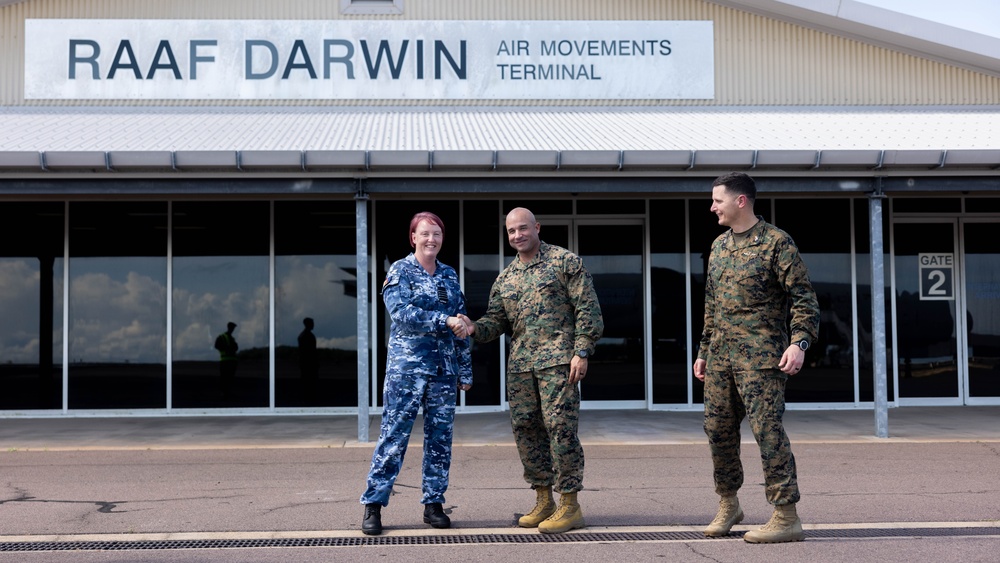 U.S. Marines, Sailors with MRF-D 25.3 arrive to Northern Territory, Australia