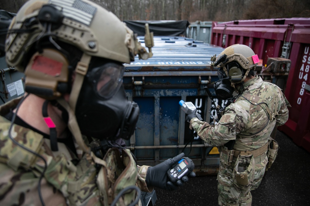 Nuclear Disablement Team and 10 SFG CBRN Cross Train in Maryland