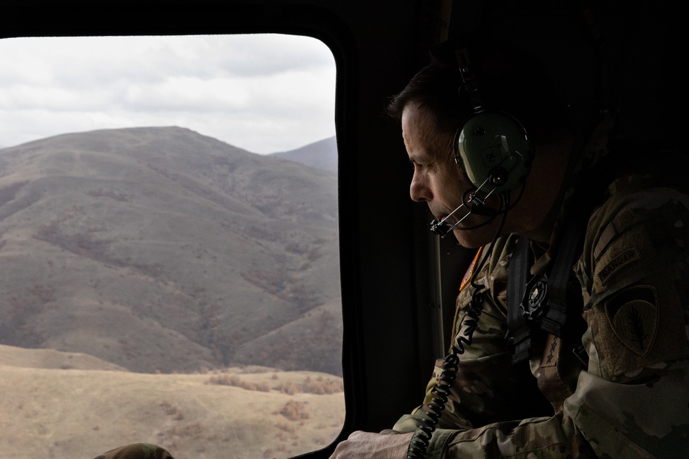 General Christopher Donahue Visits KFOR Regional Command East