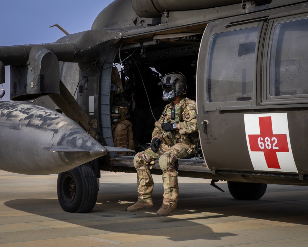 Surgical team and Army Aviation conduct MEDEVAC training