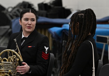 U.S. Navy Band Woodwind Quintet presents clinic at Fayette County High School