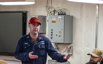 Tripoli Sailors Lead Duty Section Training