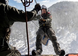 NMRTU China Lake Corpsman takes to the skies as a Search and Rescue Medical Technician