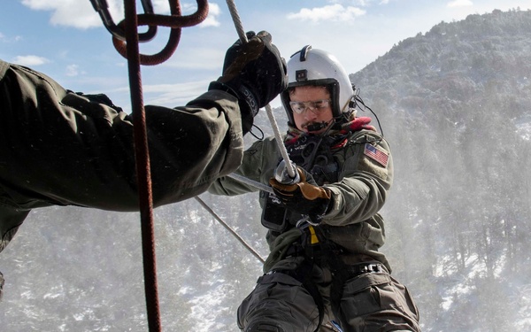 NMRTU China Lake Corpsman takes to the skies as a Search and Rescue Medical Technician
