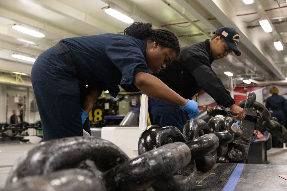 Ford's Anchor Chain is Painted