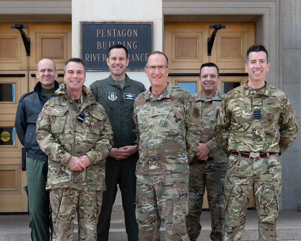 U.S. Air Force Reserve, Royal Auxiliary Air Force Leaders deepen ties in bilateral engagement