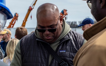 Former Professional Baseball Players and Chicago Cubs Staff Tour USS George Washington