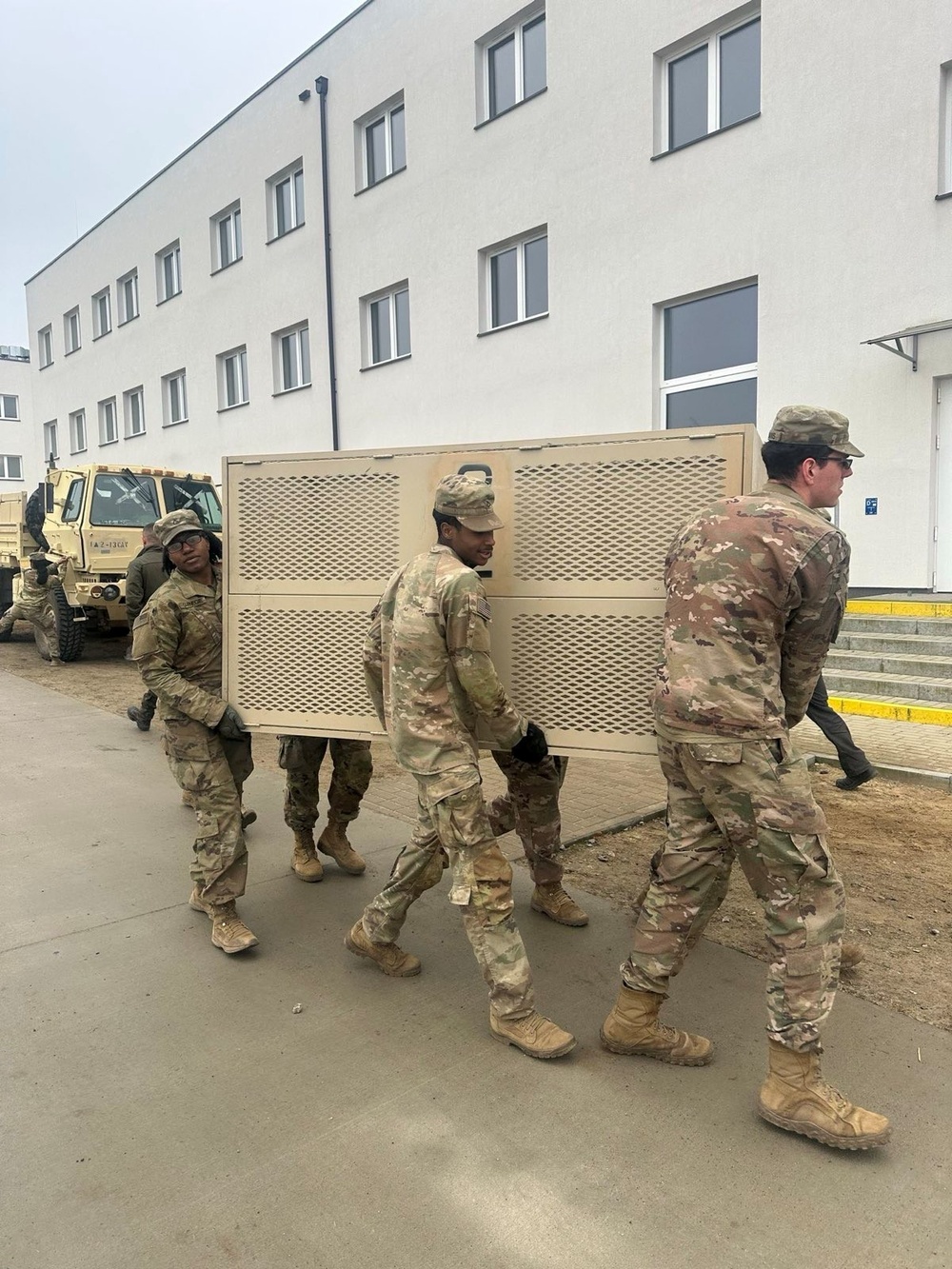 Soldiers Move into New Barracks in DCTC