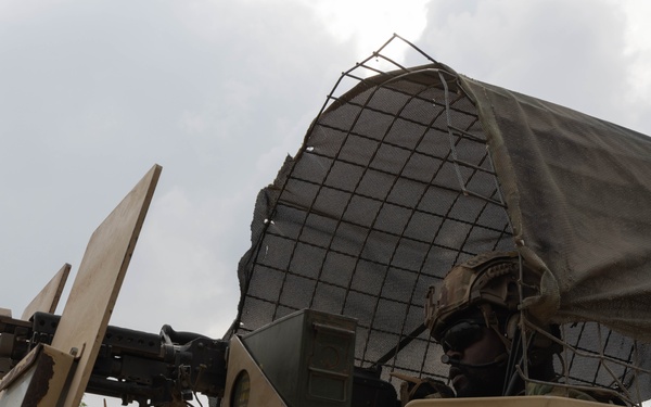 U.S. Army Soldiers conducts patrol with Kenyan Marines