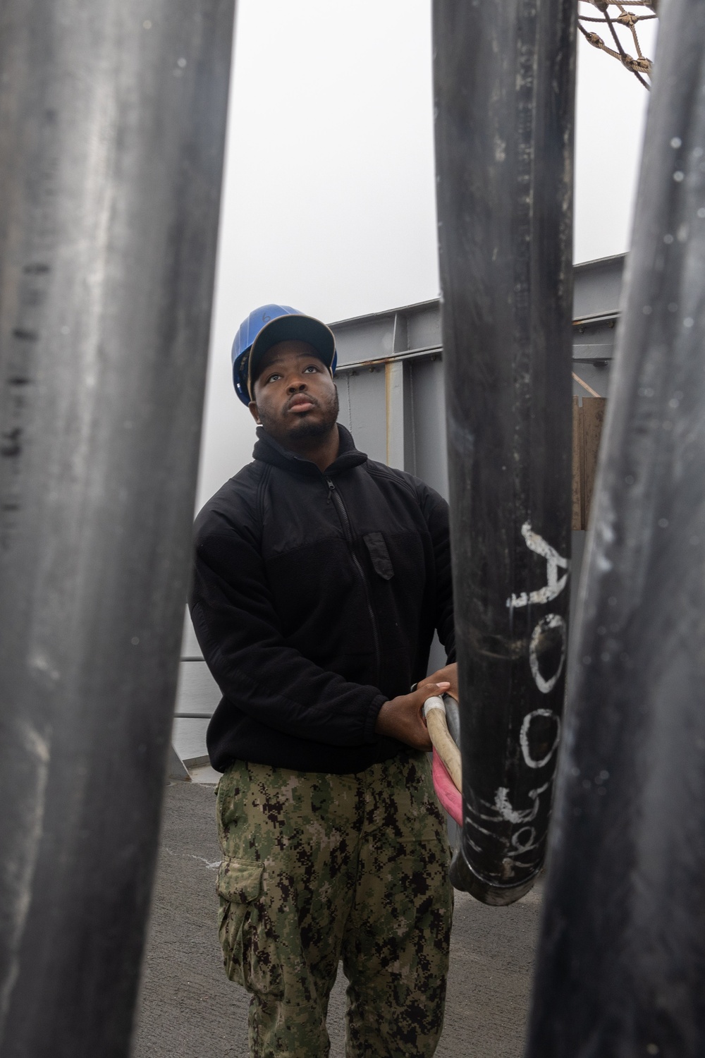 Sailors Disconnect Shore Power