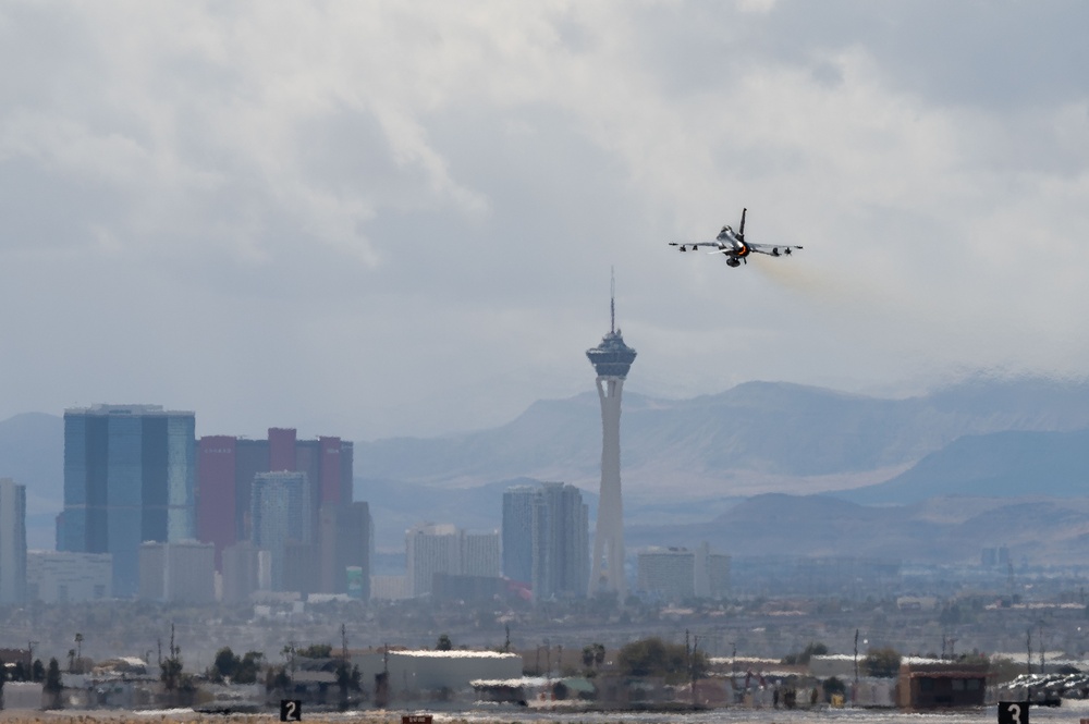 Red Flag-Nellis 25-2 Taking Off