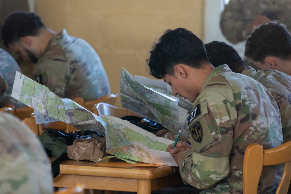 Soldiers compete in Best Squad Competition for 18th MP Brigade