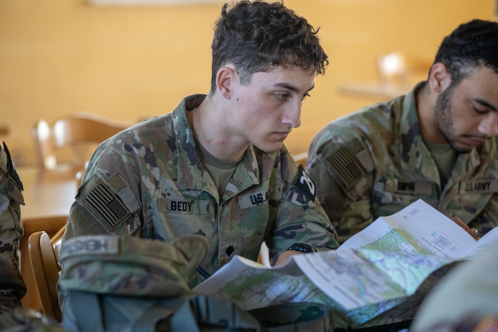 Soldiers compete in Best Squad Competition for 18th MP Brigade