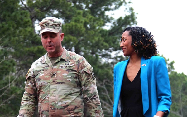 Secretary Jocelyn Mallette Visits Fort Bragg for Key Discussions