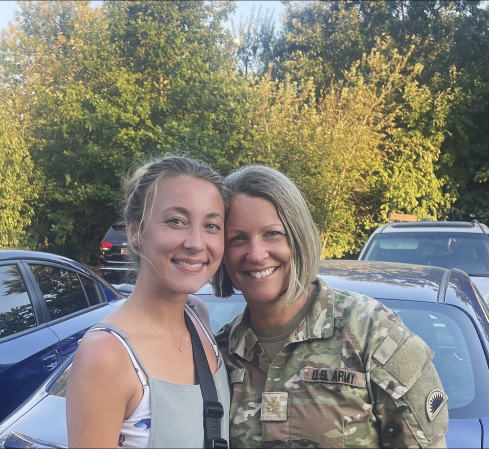 Mother and Daughter Share Spirit of Service While Deployed