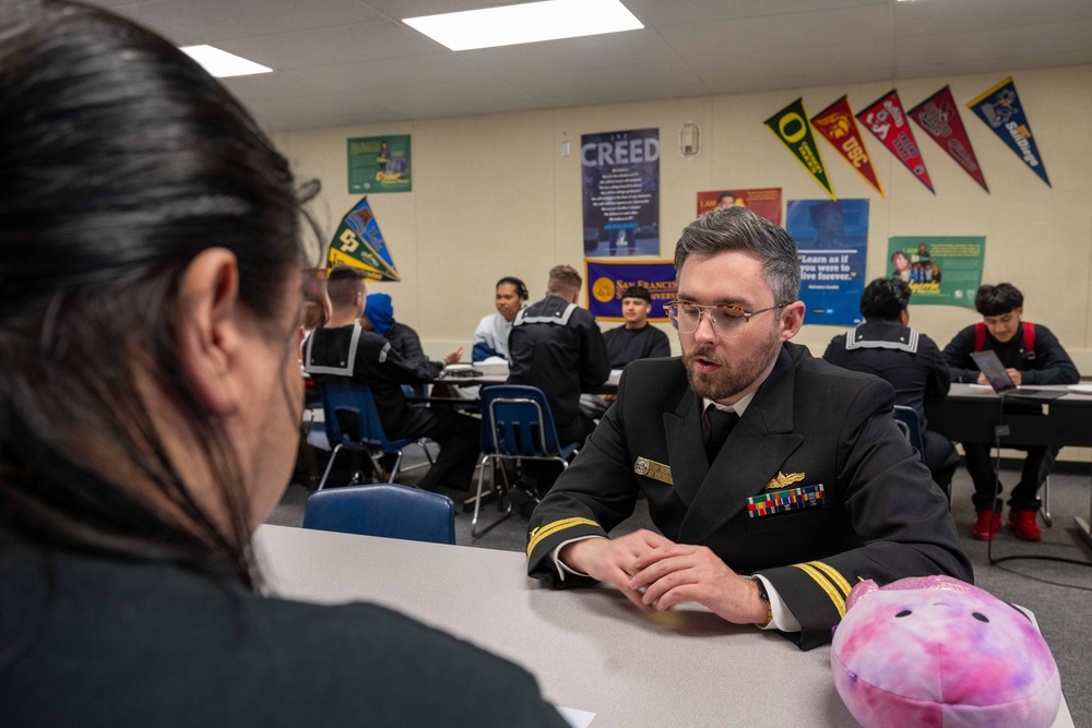 Recruiters visit Discovery High School