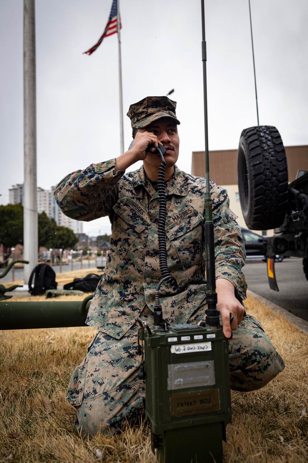 U.S. Marines with CLR-37 and U.S. Army Soldiers with 19th ESC Conduct Communications Training