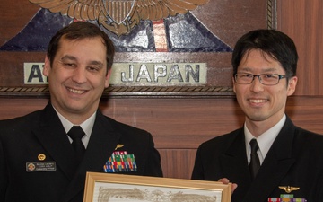 NAF Atsugi Present Awards to JMSDF