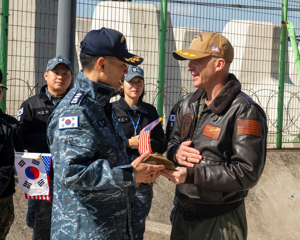 USS Carl Vinson (CVN 70) Departs Busan, South Korea