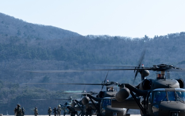 U.S. and ROK special operations forces conduct routine combined training during exercise Freedom Shield 2025
