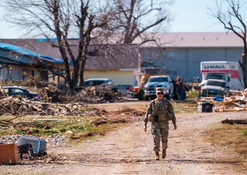 Arkansas Guardsmen Support Local Authorities After Tornadoes