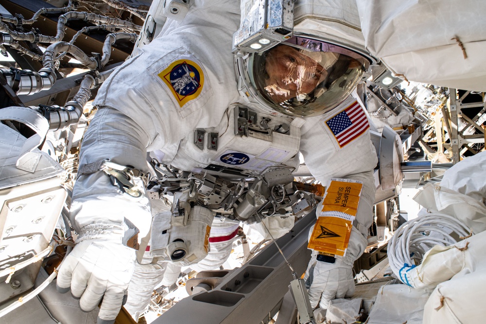 Space Force Guardian conducts six-hour spacewalk