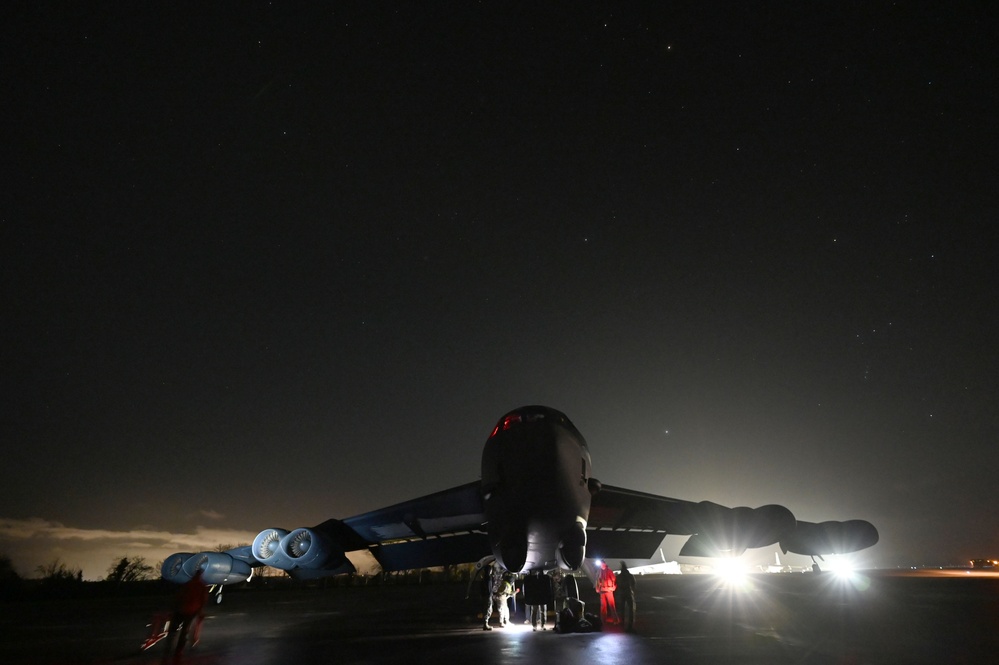 U.S. Air Force B-52H Stratofortress goes airborne