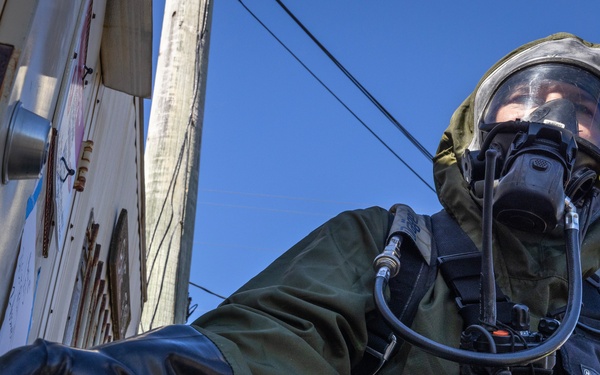 21st WMD-CST trains at Salem County Fire Academy