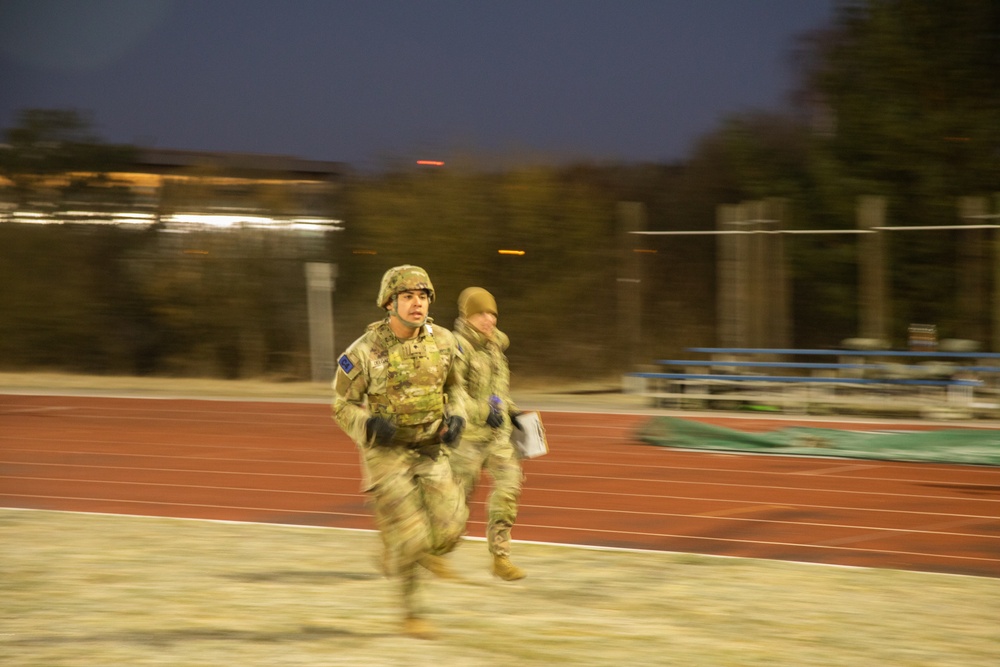 Soldiers complete the expert physical fitness assessment during Europe's 2025 Best Leader Competition