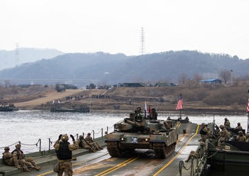 U.S. and ROK Soldiers Forge Stronger Ties in Joint Wet Gap Training