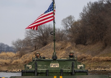 Freedom Shield 25 - ROK-US Joint Force Wet Gap Crossing