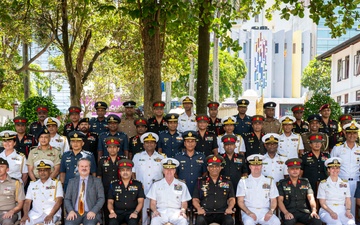 U.S. Indo-Pacific Commander Travels to Sri Lanka, Visits National Defence College