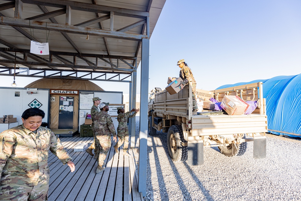 TF Nighthawk Soldiers Sort Mail for Soldier Pick-up