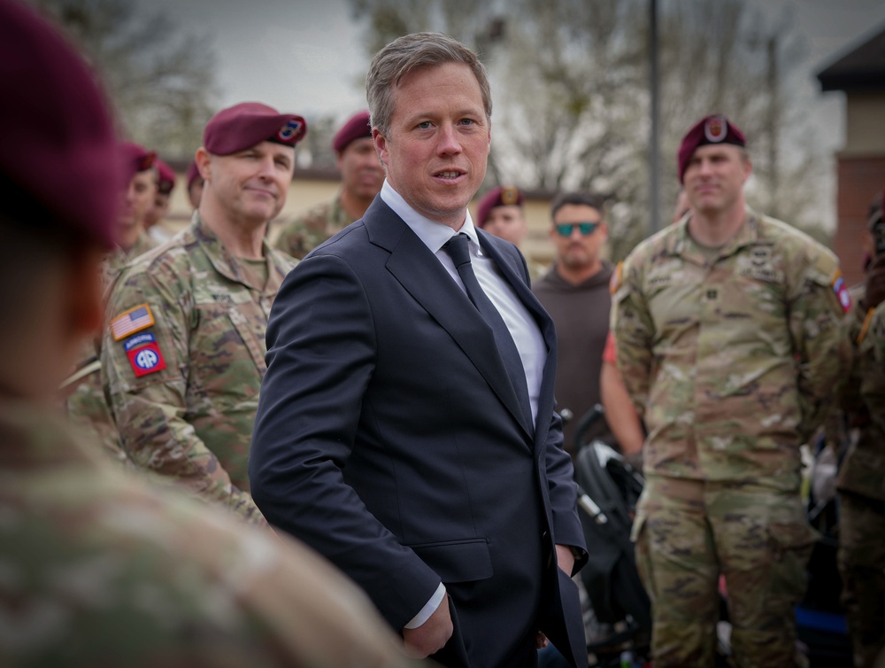 Secretary of the Army visits The 82nd Airborne Division