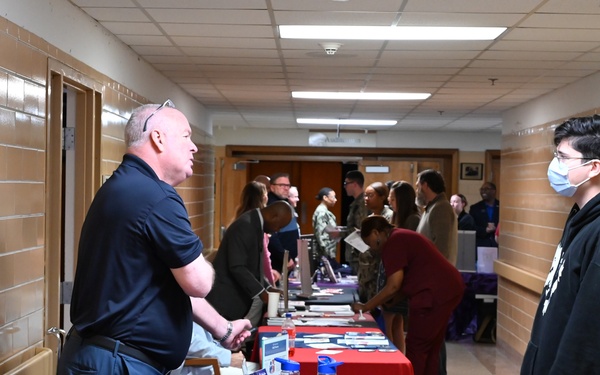 NMRTC Beaufort Hosts a Navy College Education Fair