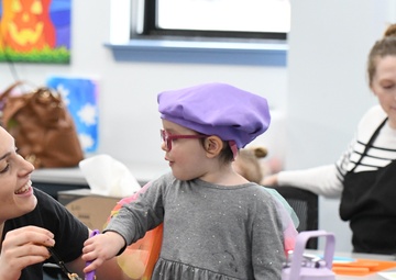 Fort Drum families explore nutritious recipes with Family Advocacy Program educators