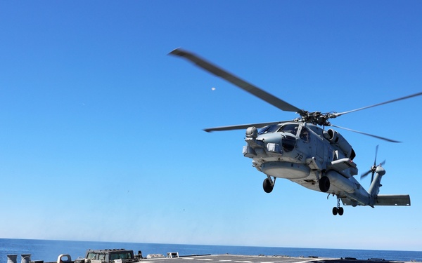 USS Gravely (DDG 107) conducts flight operations