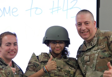 At Buffalo Career Day, New York Army and Air Guardsmen Showcase Service