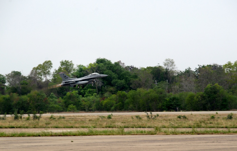 Cope Tiger 25 takes off in Thailand