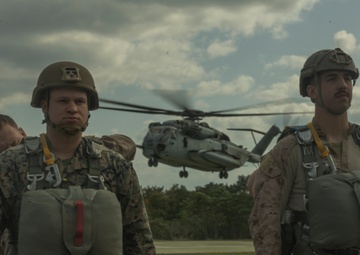 31st MEU | MRF conducts Parachute Operations