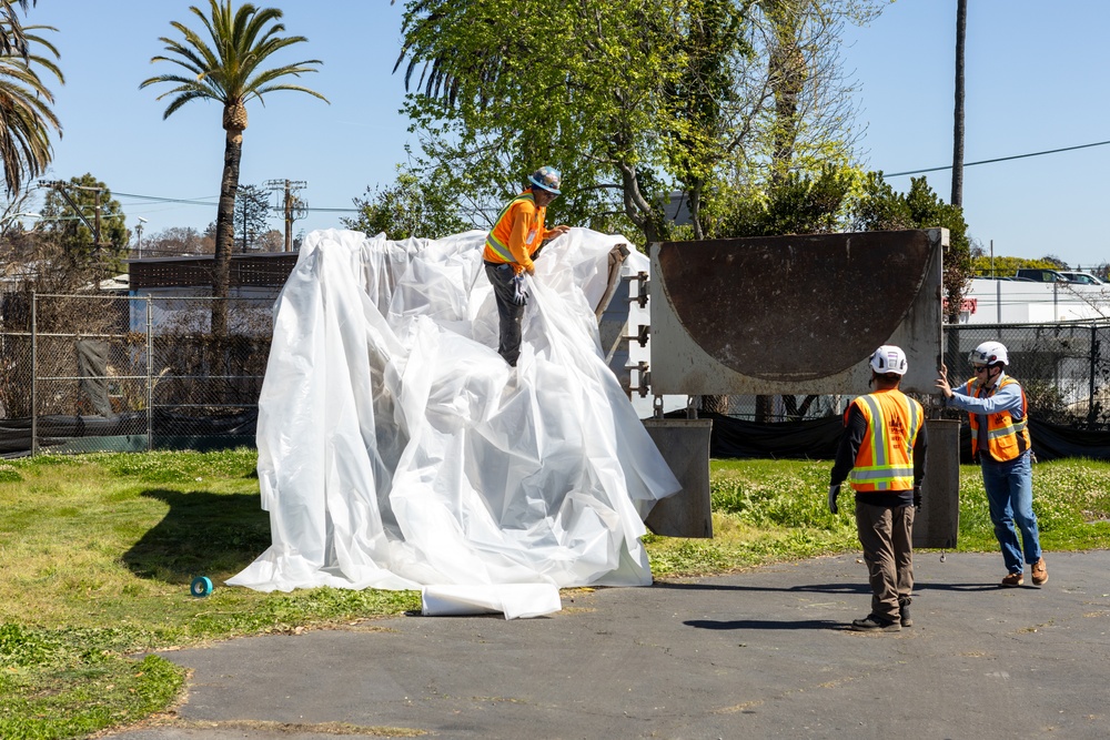 Palisades Elementary Charter School Gets Cleared of Fire Ash and Debris