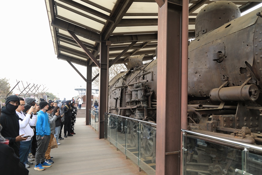 Thunder Brigade Soldiers embrace history during iconic tour of the DMZ