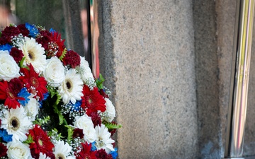 U.S. Indo-Pacific Commander Travels to Sri Lanka, Participates in Wreath-Laying at Cenotaph World War Memorial